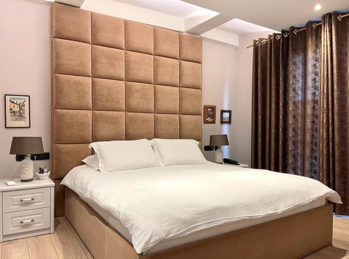 Shard Boutique Bed and breakfast Tirana